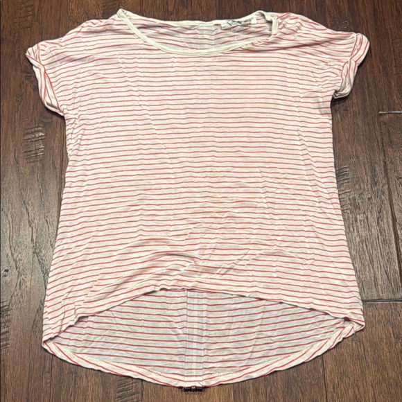 New!! Large PINK ROSE Striped Women's Top - Light Cream with Pink Stripes - Picture 4 of 8